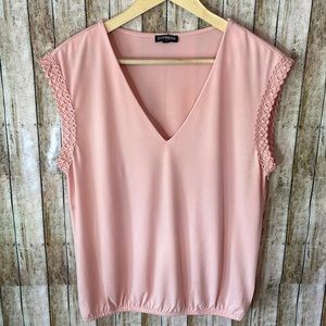 Like new size small express blouse.